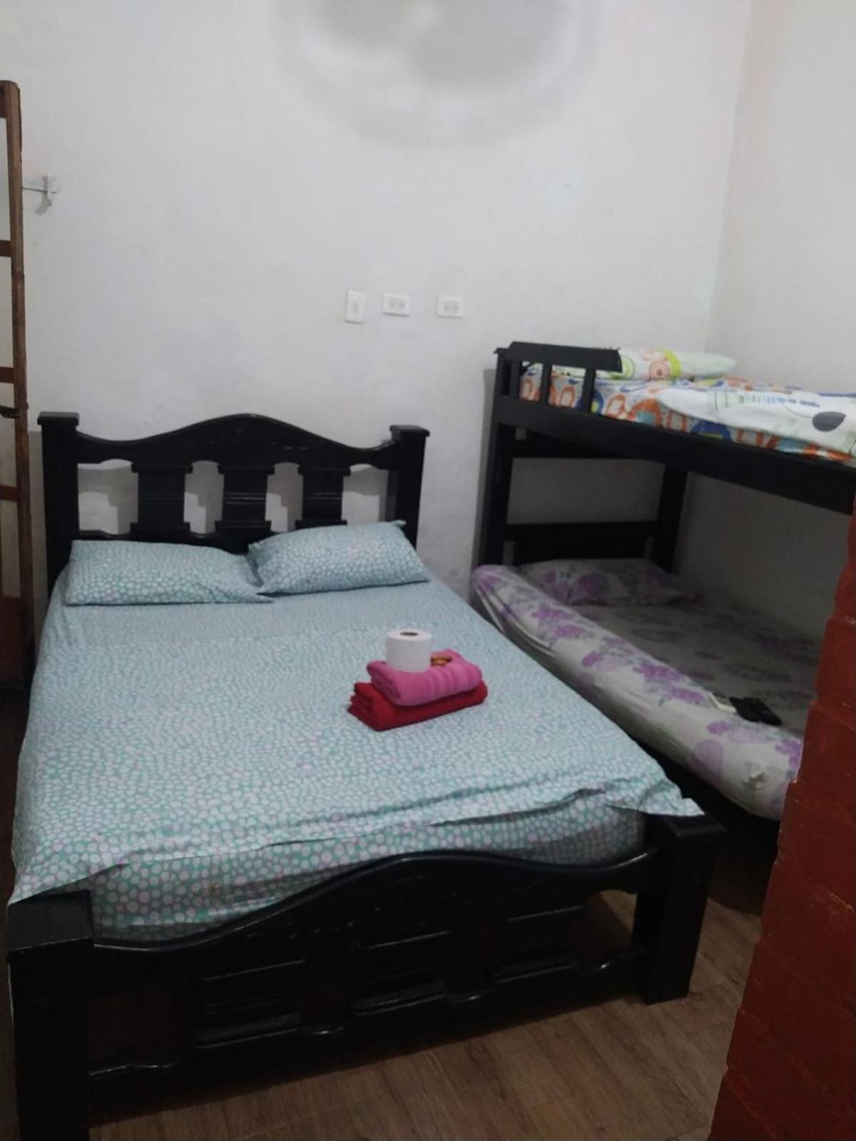 Hostal #10-33 Cartagena Esterno foto