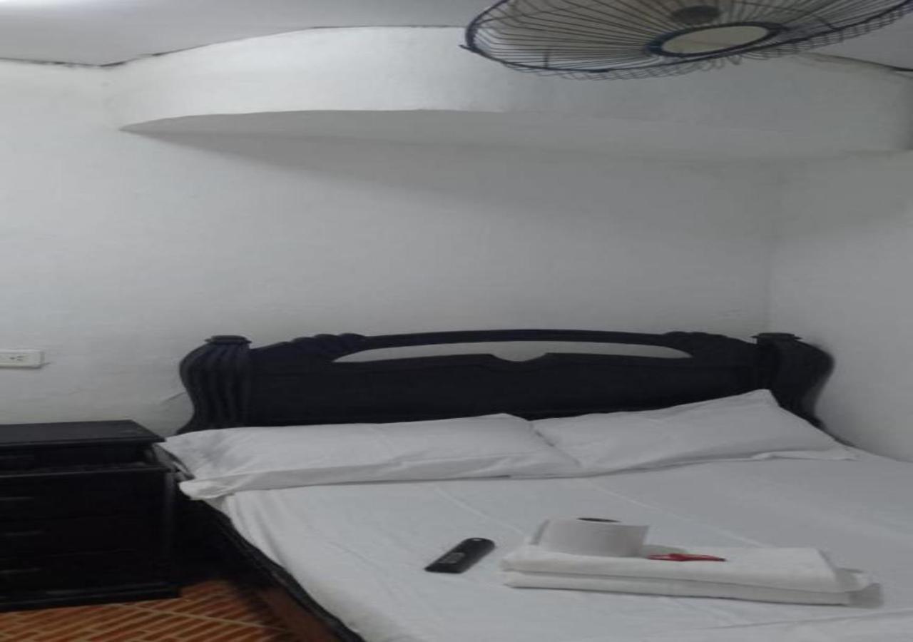 Hostal #10-33 Cartagena Esterno foto
