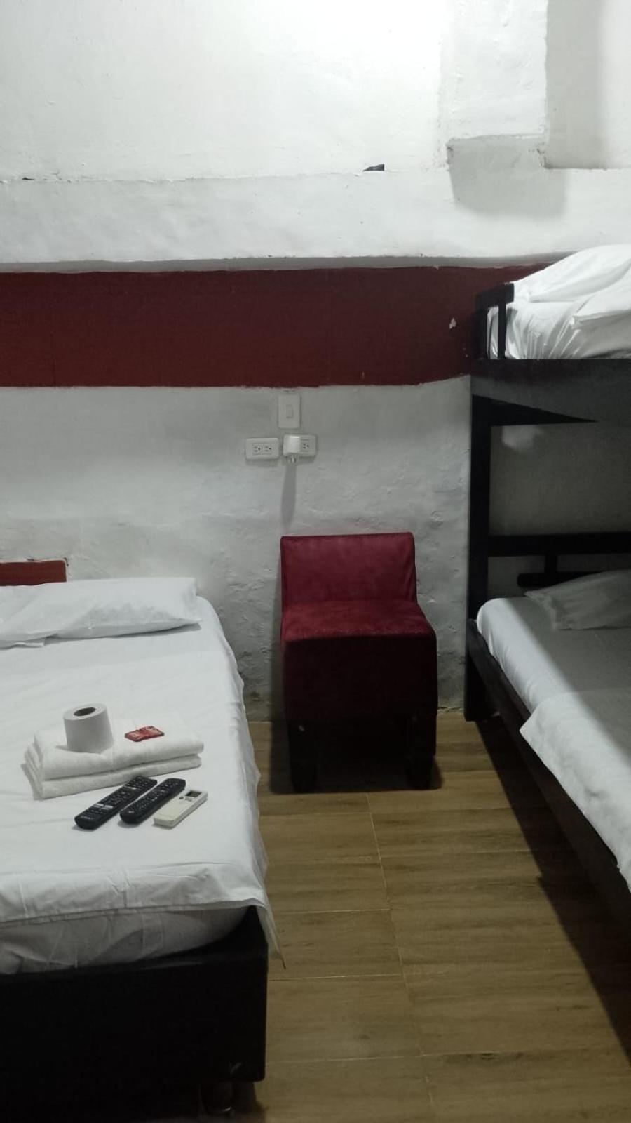 Hostal #10-33 Cartagena Esterno foto