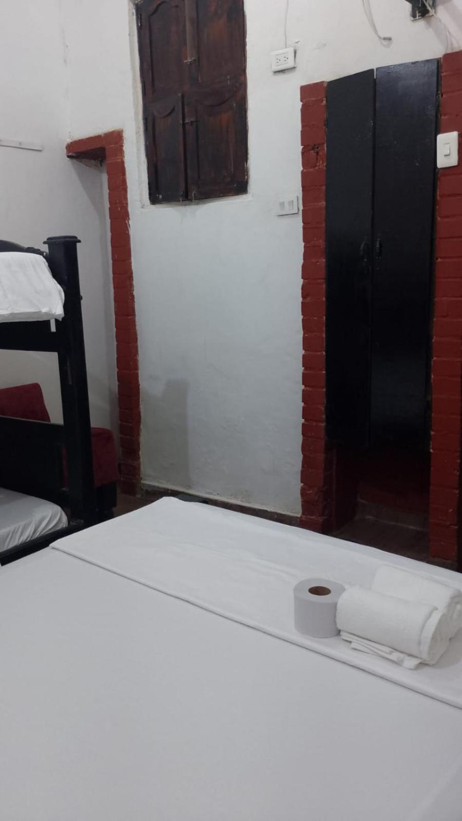 Hostal #10-33 Cartagena Esterno foto